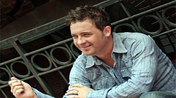 Glen Mitchell