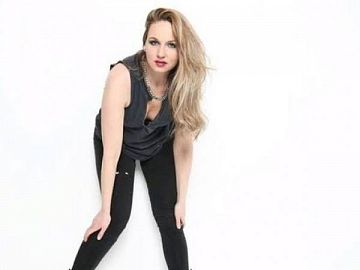 Justine Blazer Justine Blazer