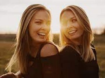 Kelly & Sarah Kelly & Sarah