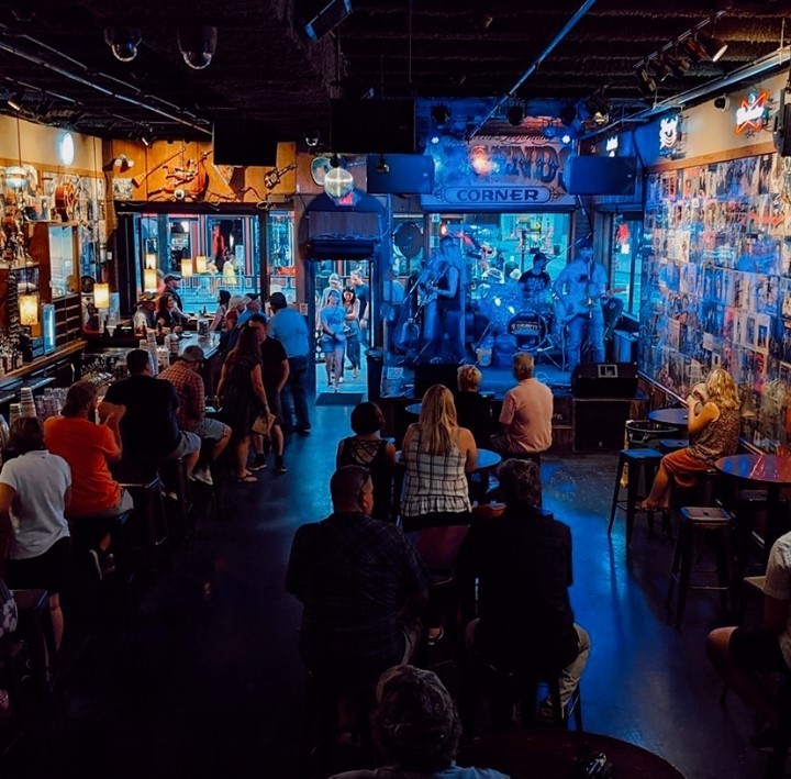 6 Reasons to Host a Private Event at Legends Corner for the Best Live Music in Nashville 